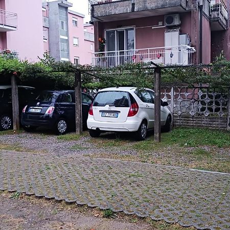 Lake Maggiore 2 Minutes Apartment Dormelletto Zewnętrze zdjęcie