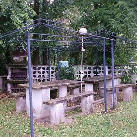 Lake Maggiore 2 Minutes Apartment Dormelletto Zewnętrze zdjęcie
