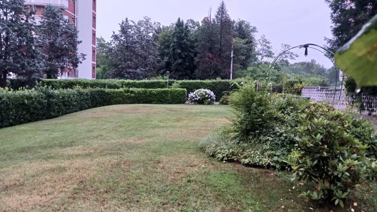 Lake Maggiore 2 Minutes Apartment Dormelletto Zewnętrze zdjęcie